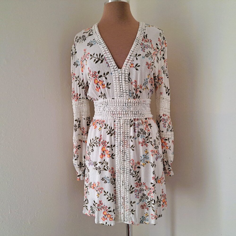 American Rag Women's Floral Lace Dress Long Sleeve Size M